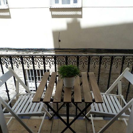 Rodo Arenal Lägenhet Sevilla Exteriör bild